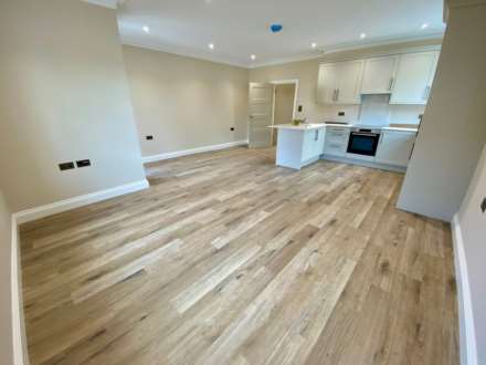 The Parade, Epsom, KT18 5DH, Image 3