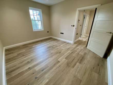 The Parade, Epsom, KT18 5DH, Image 6