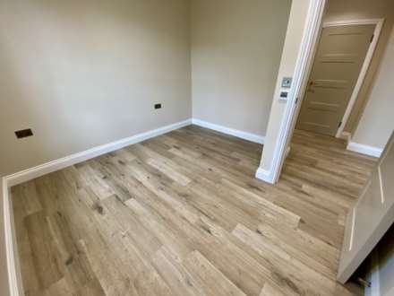 The Parade, Epsom, KT18 5DH, Image 9