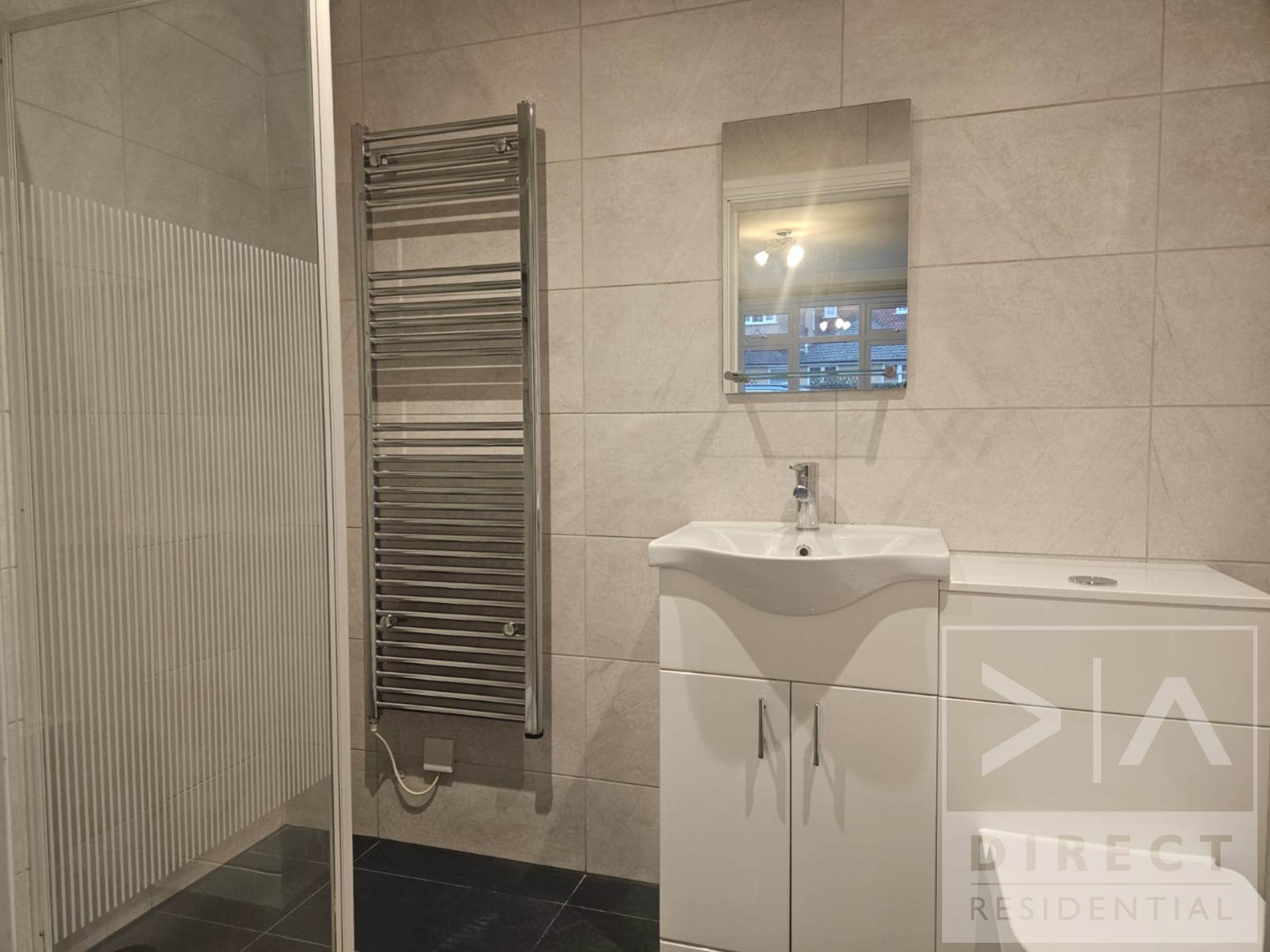 College Road, Epsom, KT17 4HY, Image 11