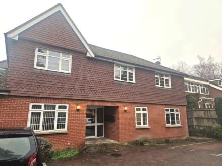 College Road, Epsom, KT17 4HY, Image 1