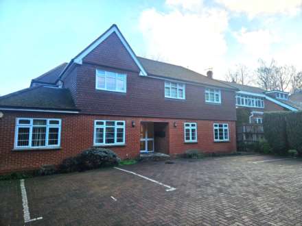 College Road, Epsom, KT17 4HY, Image 14