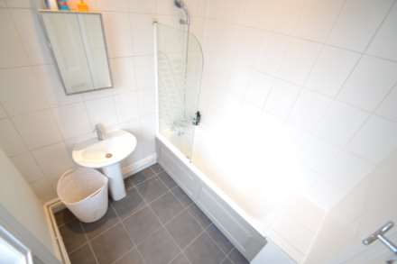 Redcliffe Gardens, London, SW10 9HB, Image 9