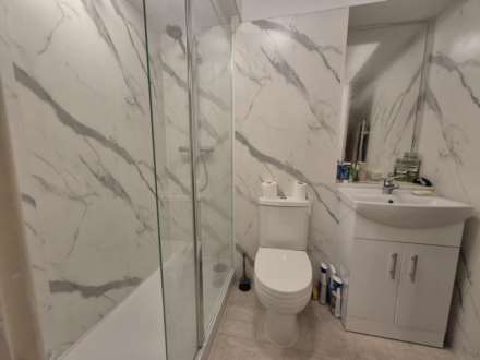 Church Street, Epsom, KT17 4PY, Image 11