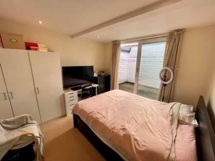 High Street, Epsom, KT19 8AH, Image 5