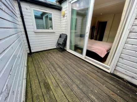 High Street, Epsom, KT19 8AH, Image 6