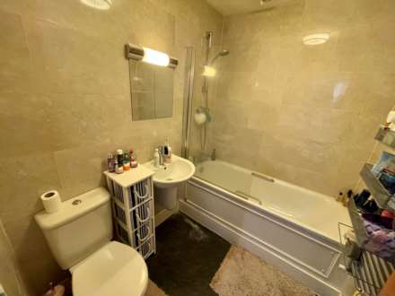 High Street, Epsom, KT19 8AH, Image 7