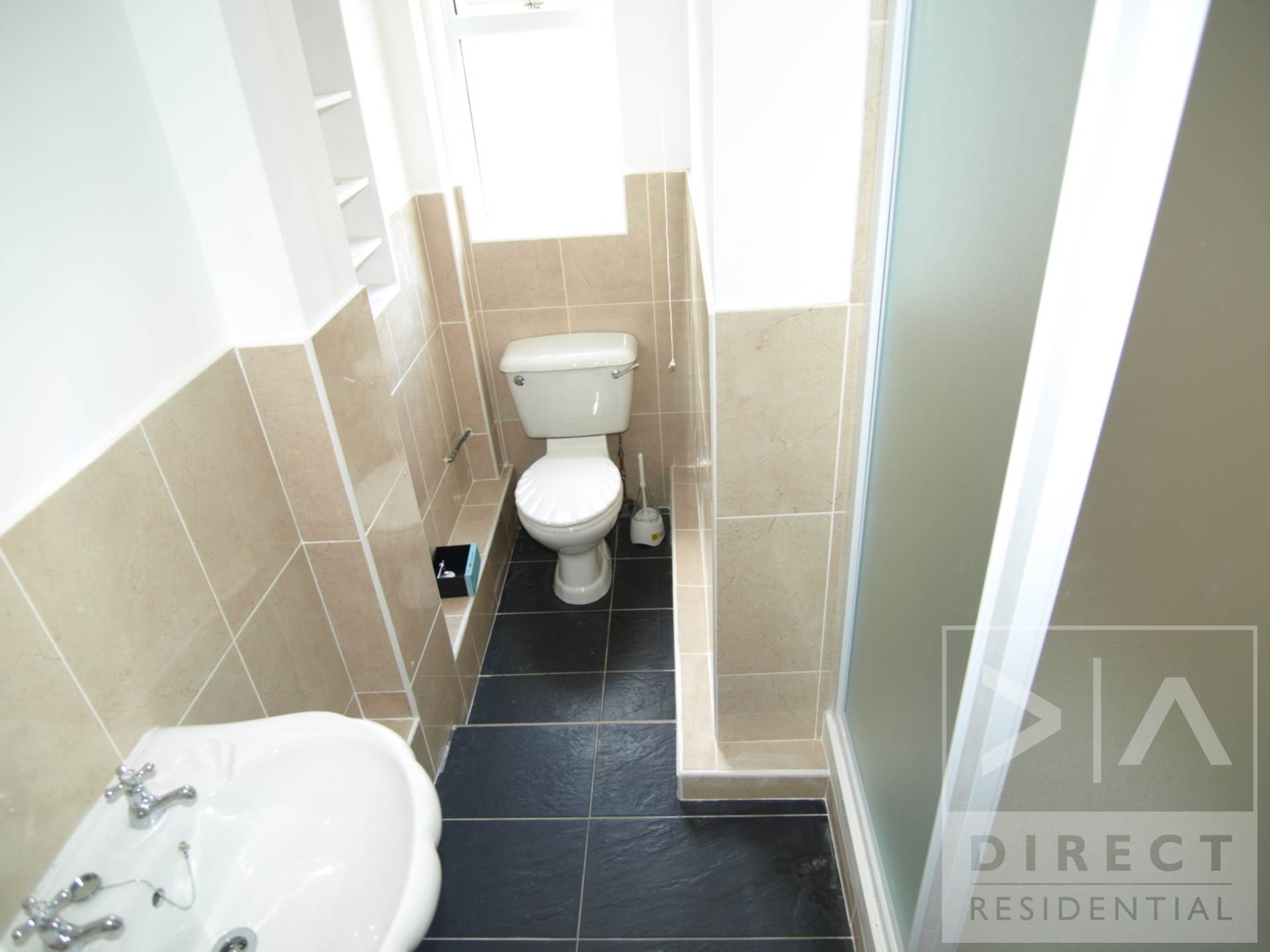 The Parade, Epsom, KT18 5DU, Image 4