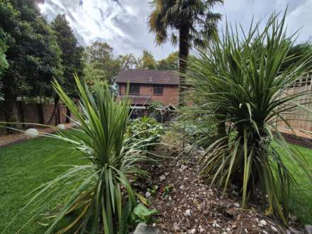 Grey Alders, Banstead, SM7 1NL, Image 17