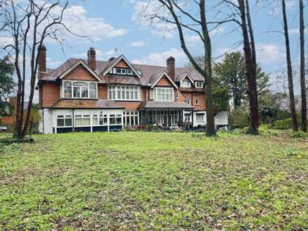 Downs Avenue, Epsom, KT18 5HL
