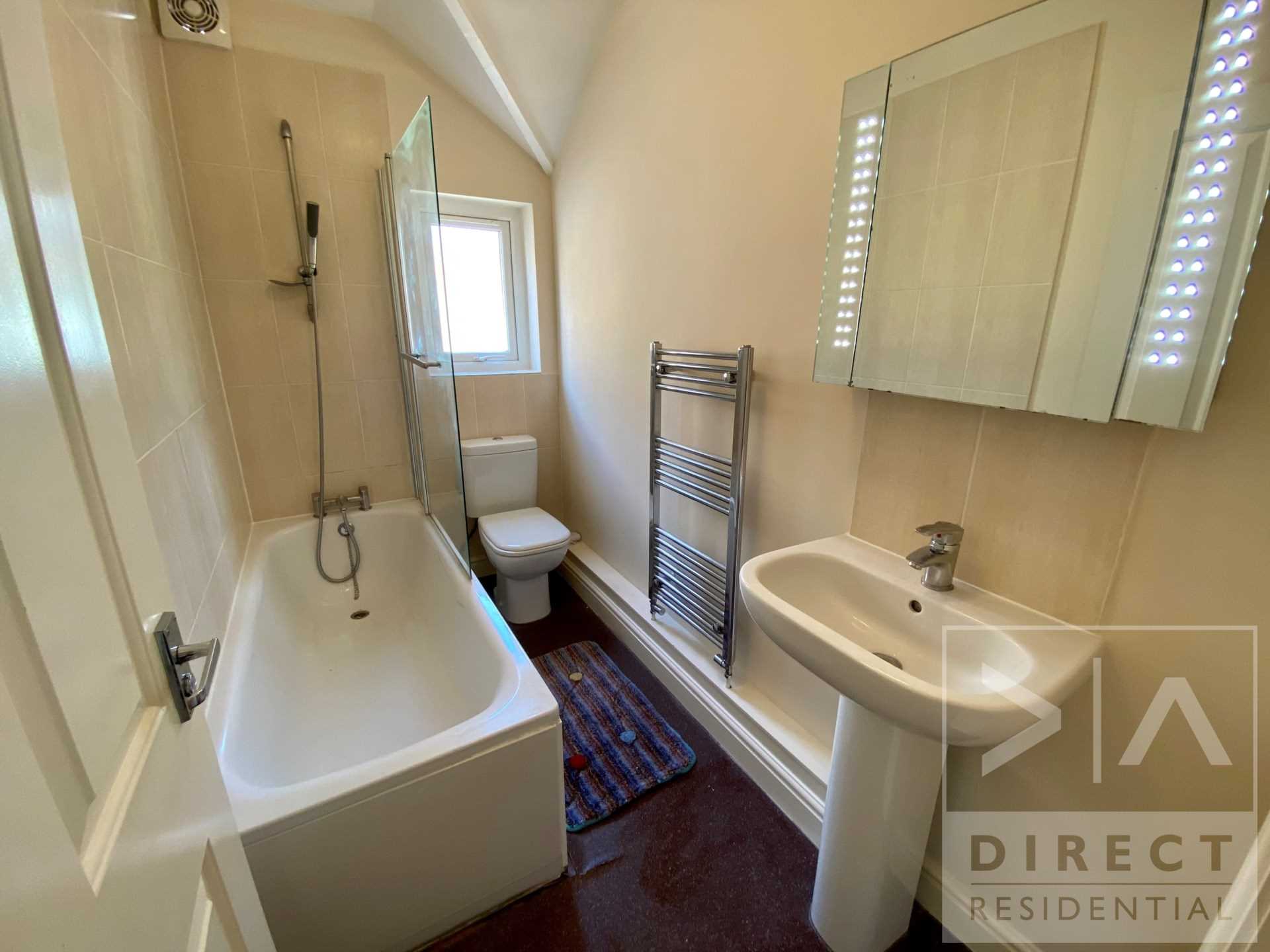 Hook Road, Epsom, KT19 8TR, Image 7