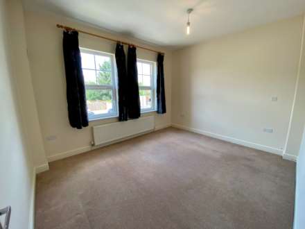 Hook Road, Epsom, KT19 8TR, Image 5