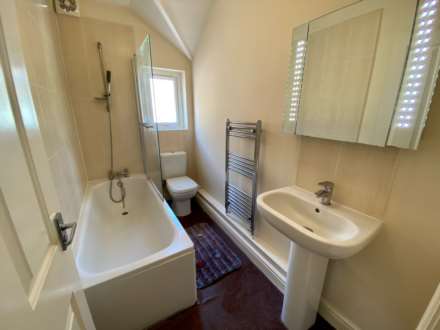 Hook Road, Epsom, KT19 8TR, Image 7