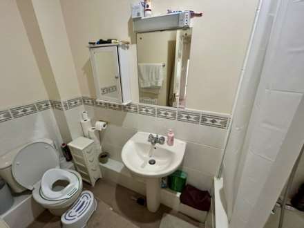 Queen Alexandra Way, Epsom, KT19 7DW, Image 9