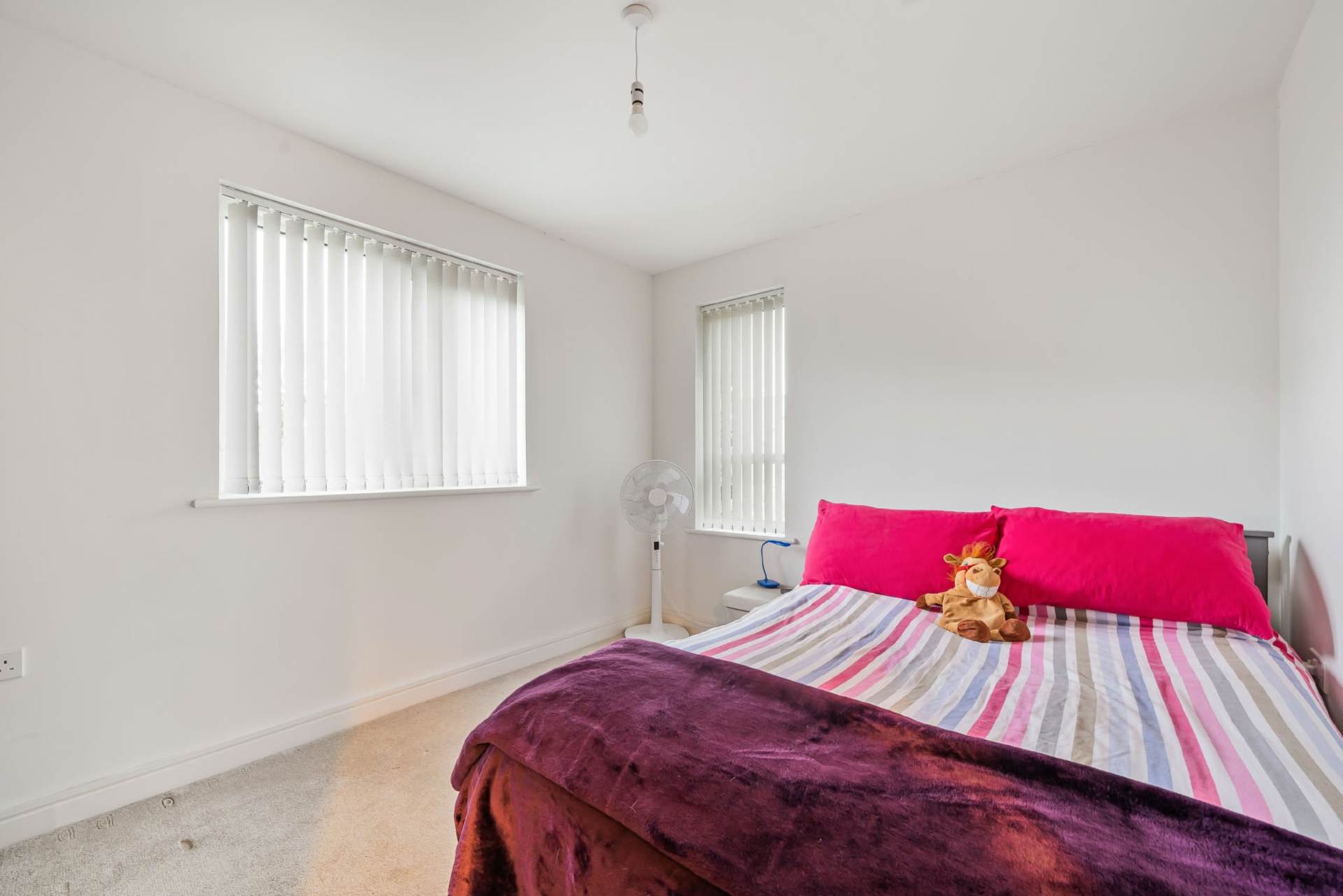 Carbona Close, Meadow Brook, Image 9