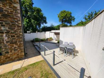 Carbona Close, Meadow Brook, Image 16