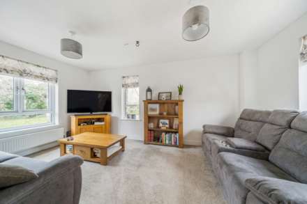 Carbona Close, Meadow Brook, Image 4