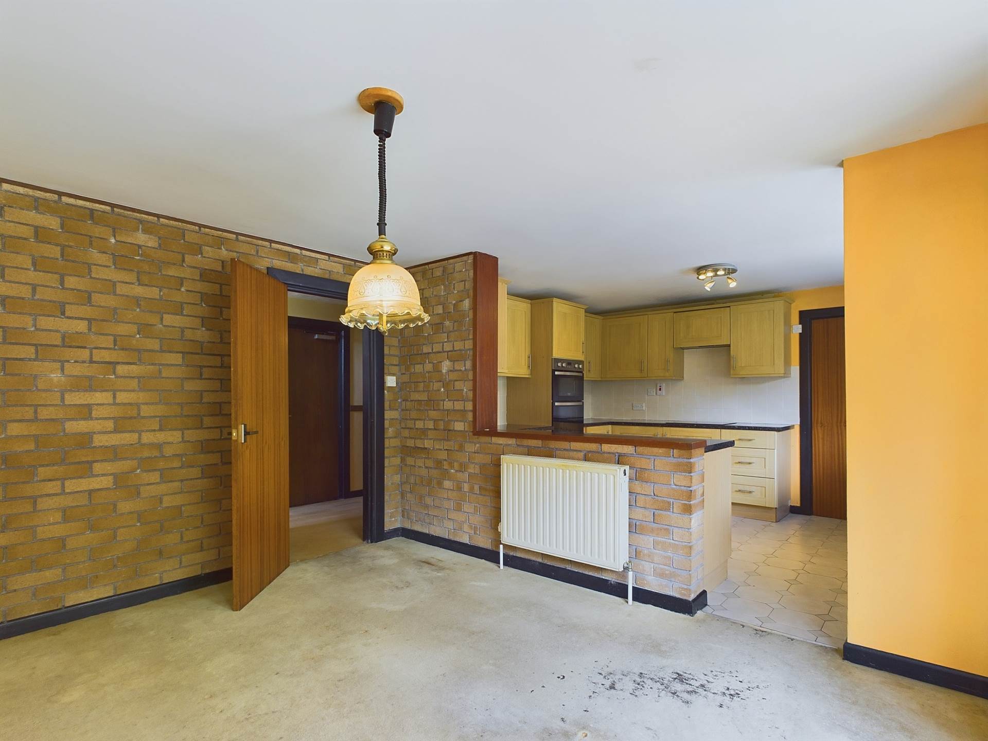 Treffinick Road, Bray Shop, Image 12