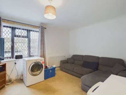 Rosemullion Gdns, Callington, Image 11
