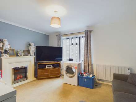 Rosemullion Gdns, Callington, Image 7