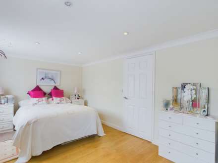 St Dominic Park, Callington, Image 4