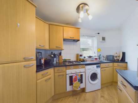 Harris Close, Kelly Bray, Image 3