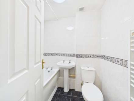 Cedar Close, Callington, Image 8