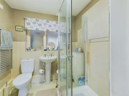 St Theresa Close, Callington, Image 6