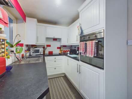 St Theresa Close, Callington, Image 7