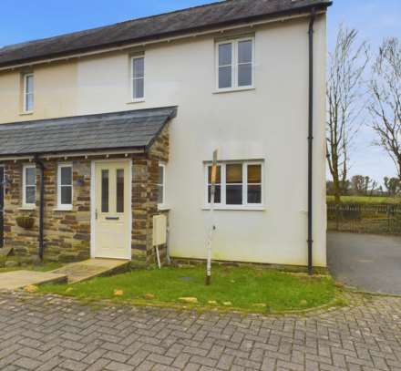 Menabilly Close, Callington, Image 1
