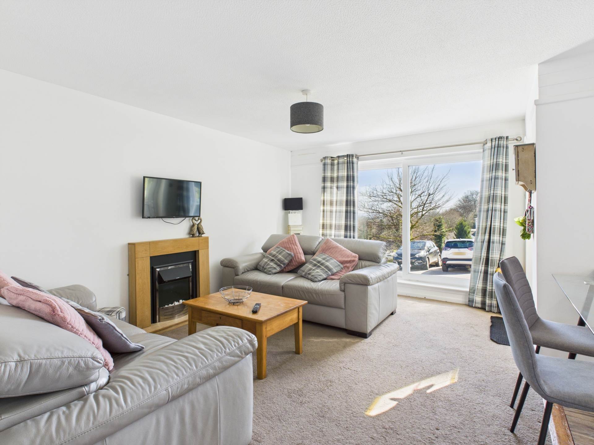 Manorcoombe Bungalows, Callington, Image 2