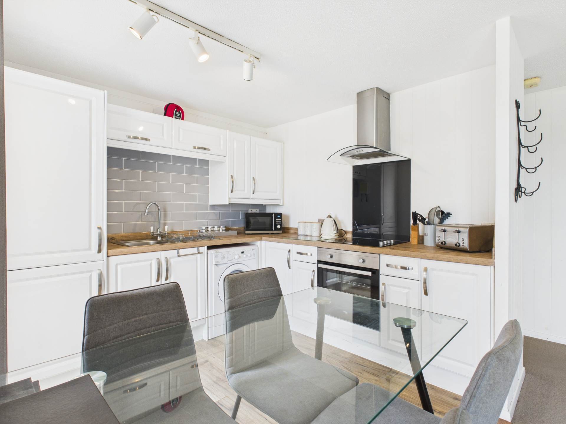 Manorcoombe Bungalows, Callington, Image 9