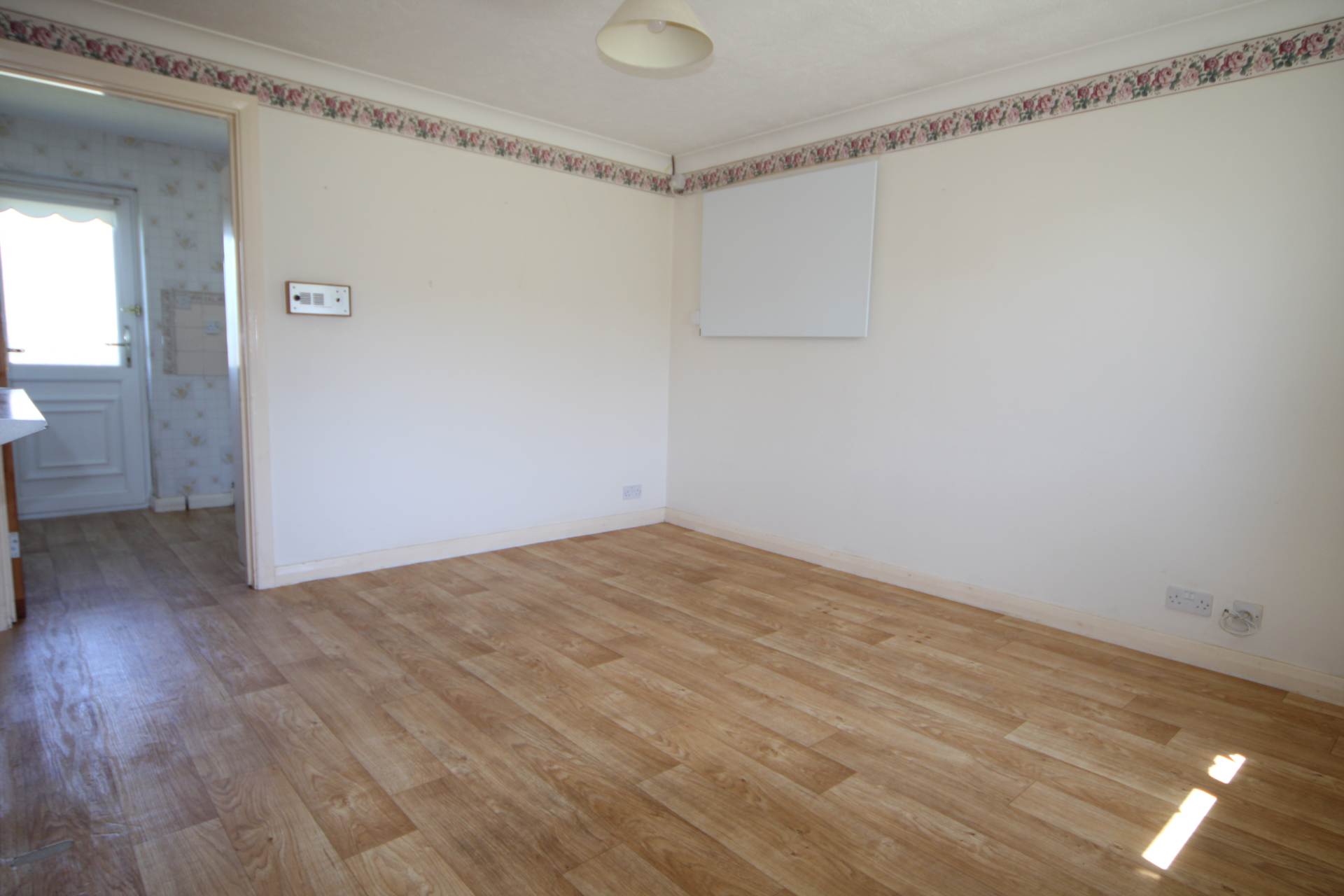 St Theresa Close, Callington, Image 2