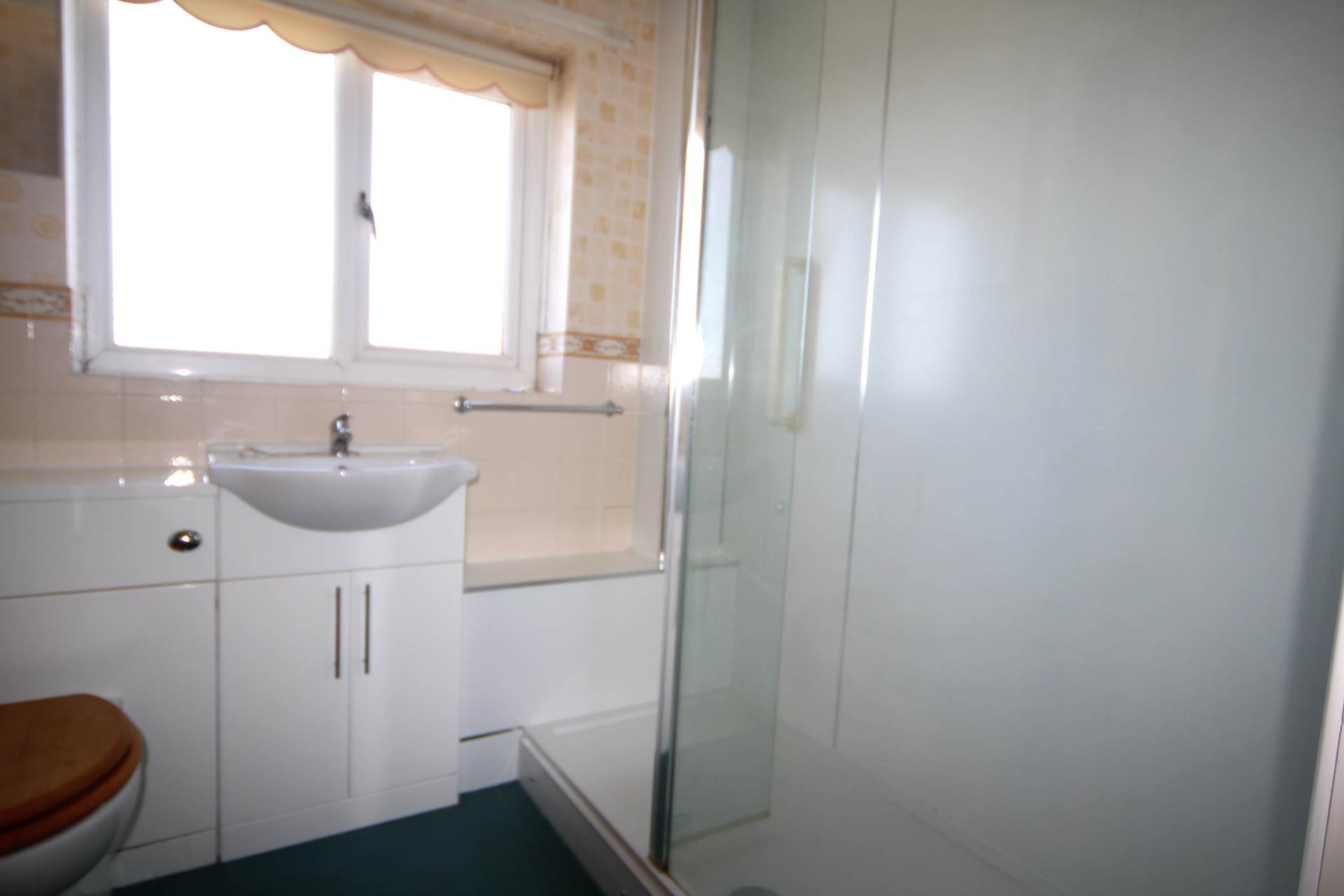 St Theresa Close, Callington, Image 4