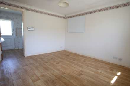 St Theresa Close, Callington, Image 2