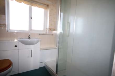 St Theresa Close, Callington, Image 4