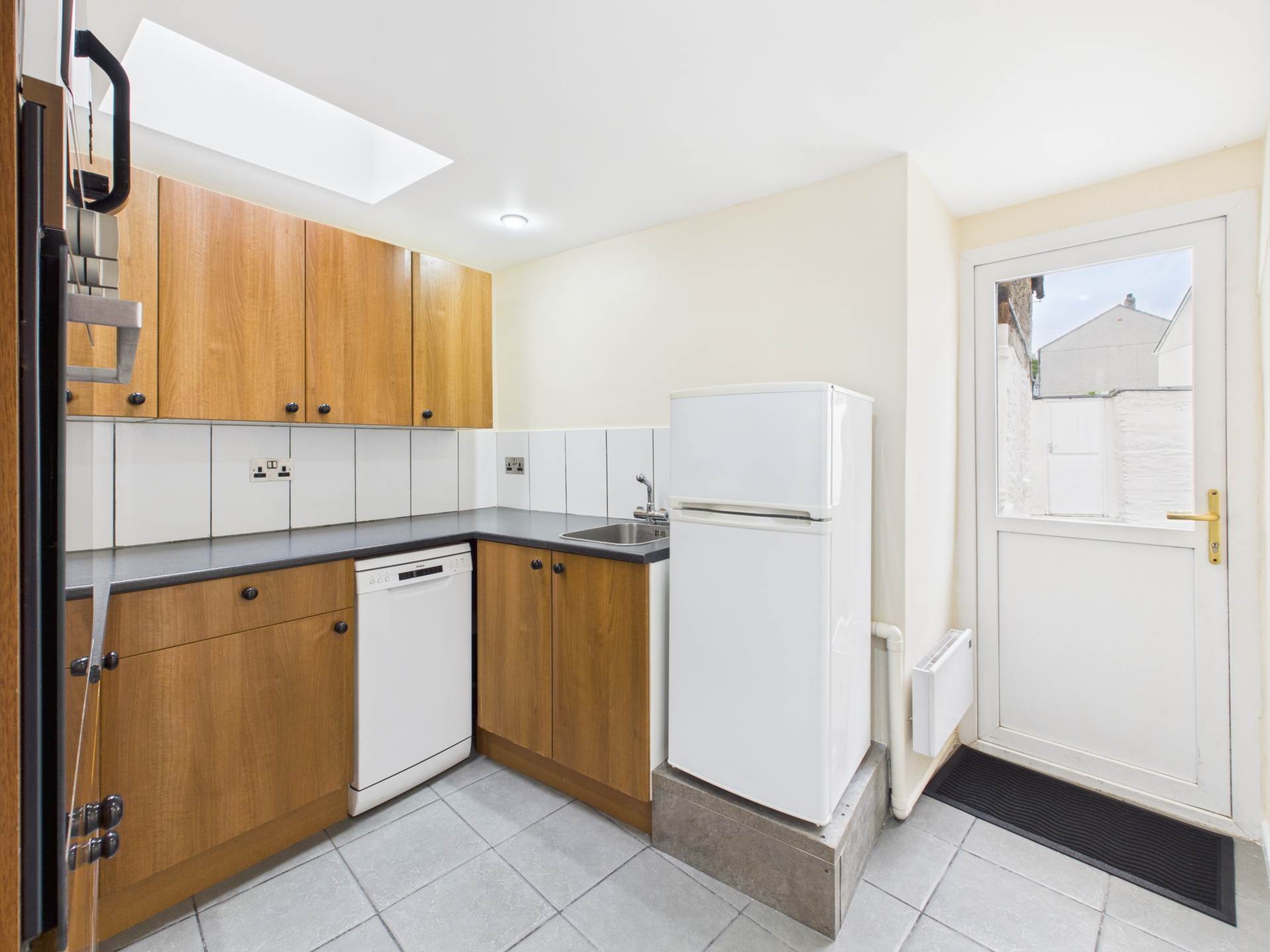 Newport, Callington, Image 9