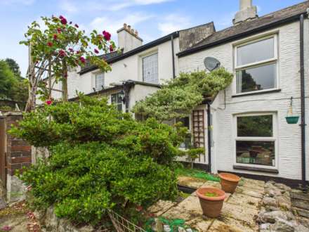 Masons Row, Gunnislake