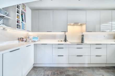 Boconnoc Avenue, Callington, Image 3