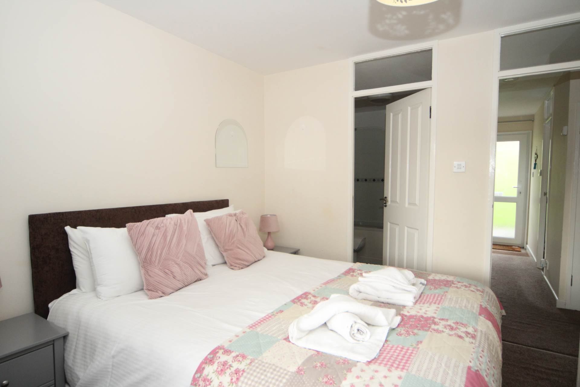 Valley Lodge, Harrowbarrow, Image 16