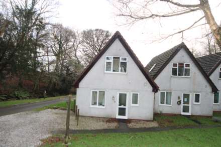 Valley Lodge, Harrowbarrow, Image 15