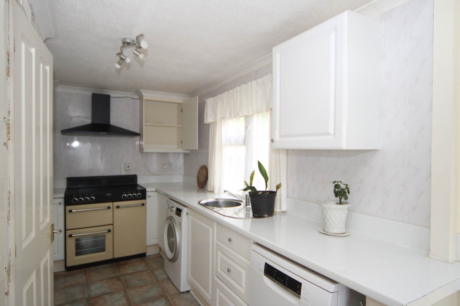 St Anns Chapel, Callington, Image 10