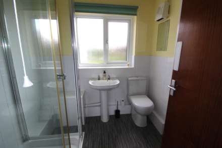 Callington. PL17, Image 3