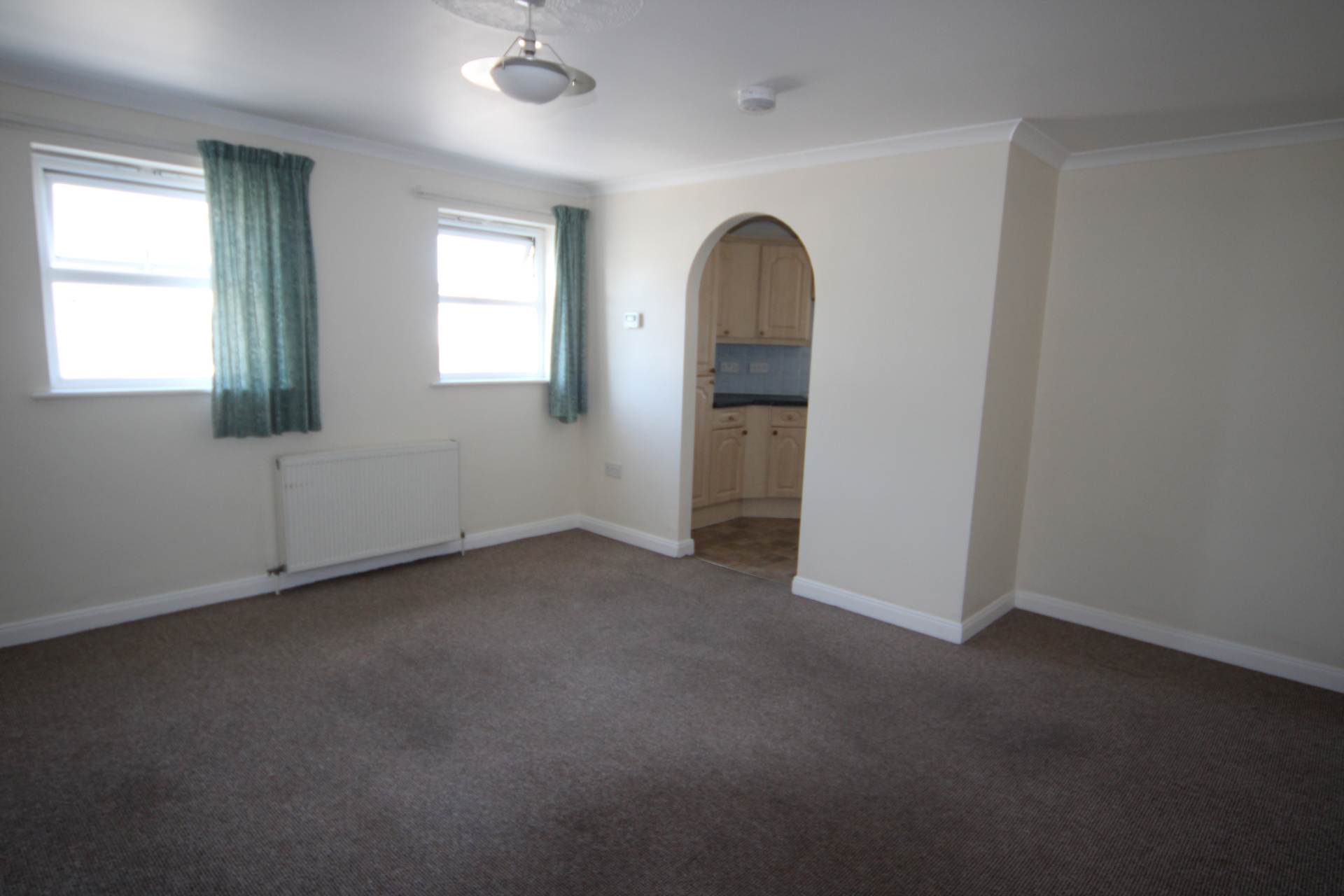 Harris Close, Kelly Bray, Image 3
