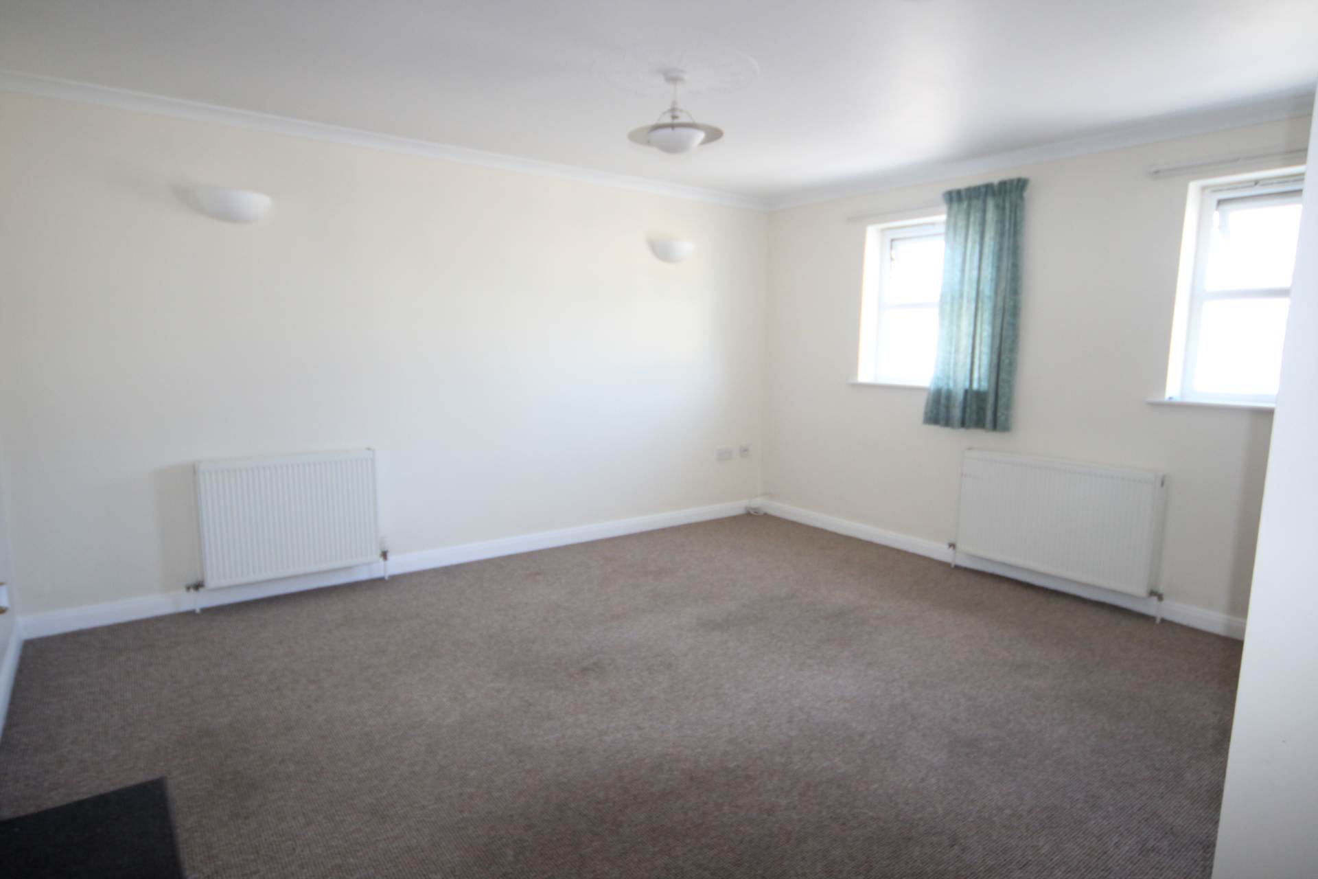 Harris Close, Kelly Bray, Image 4