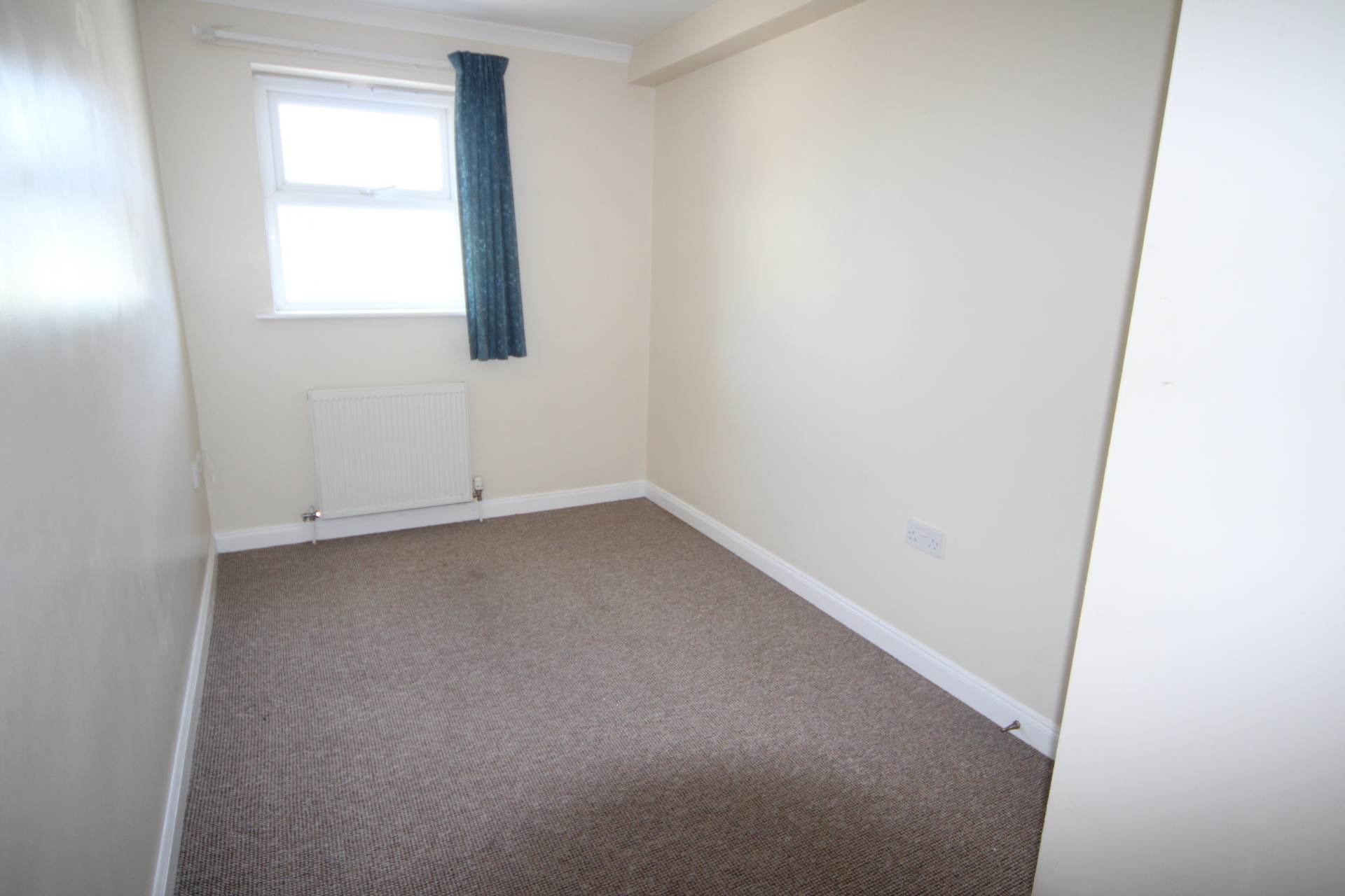 Harris Close, Kelly Bray, Image 8