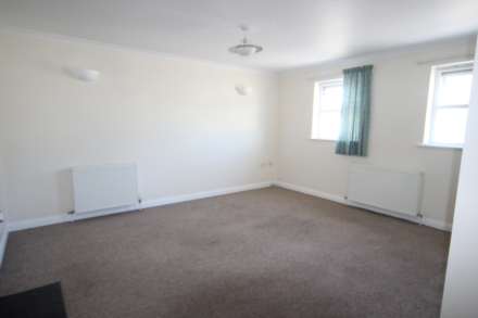 Harris Close, Kelly Bray, Image 4