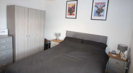 Harris Close, Kelly Bray, Image 4