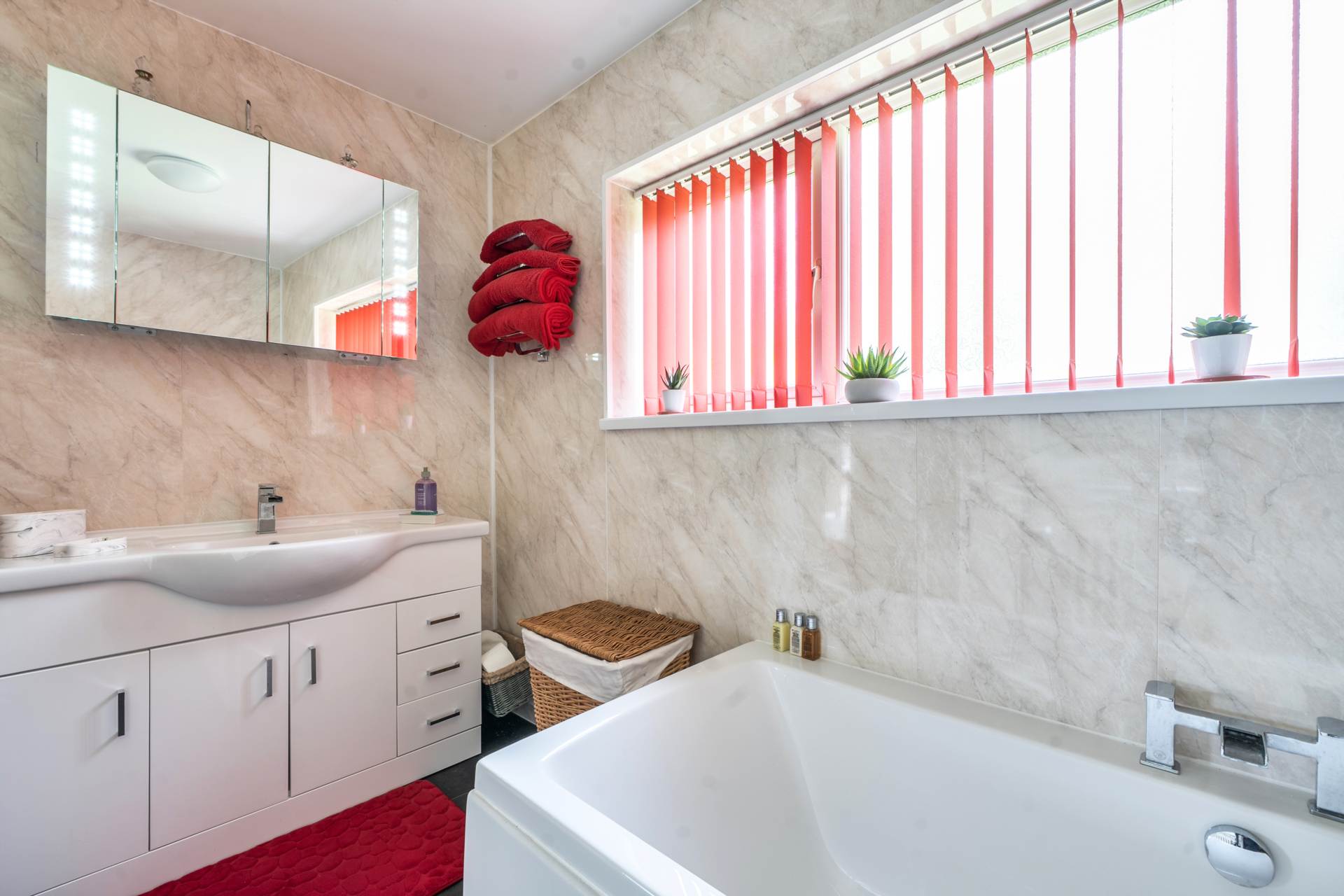 Rising Sun, Callington, Image 14