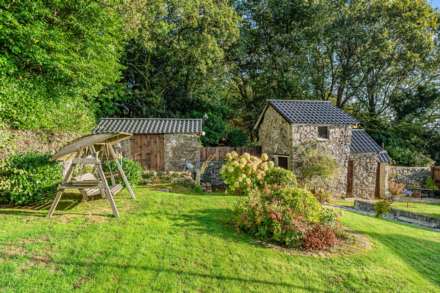 Albaston, Image 26